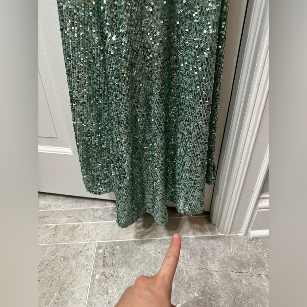 NWT La Femme Glitter Green Sequin Goddess Sexy To the Floor Low Back Gown - Picture 16 of 16